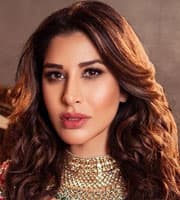 Sophie Choudry — Guest Appearance