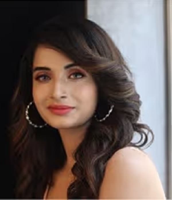 Sreelu Dasari — Actress