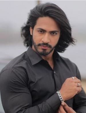 Thakur Anoop Singh — Supporting Actor