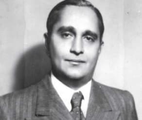 Vijay Bhatt — Director