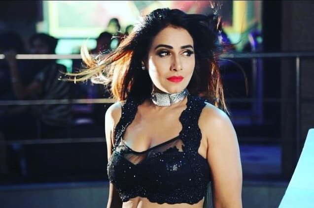 A still from ‘Tere Seene Me Lagta Hai Dil Nahi’ song shared by Pakhi Hegde