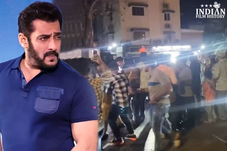 After Firing Incident Salman Khans Fans Flock To Actors Bandra House To Show Their Support