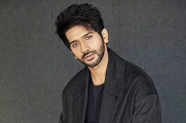 Amrish Puri’s grandson Vardhan Puri to make his debut