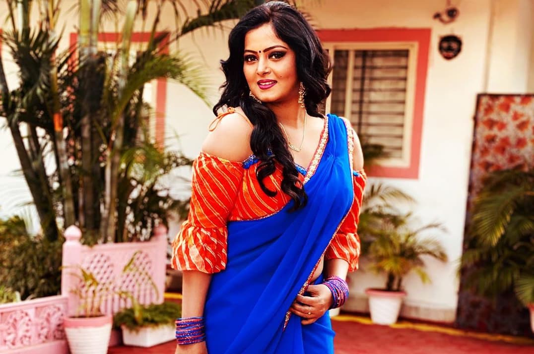 Anjana Singh stuns in her latest picture