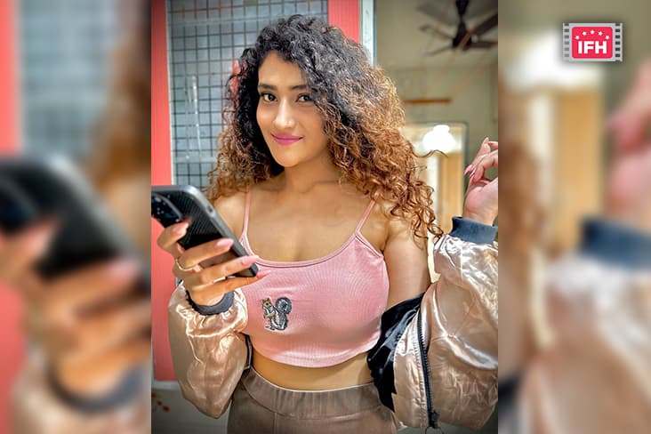 Arshiya Arshi Looks Gorgeous In The Latest Post.
