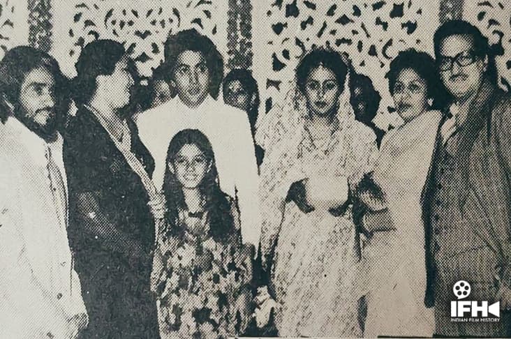 “Chintu Uncle Kept Asking Me For This Pic”- Raveena Tandon Shares A Lovely Memory