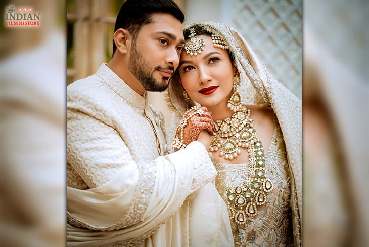 Gauhar Khan Looks Stunning At Her Wedding Reception