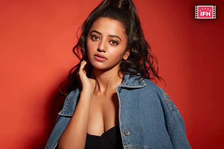 Helly Shah Of Ishq Mein Marjawan 2 Fame To Make Her Film Debut With Kaya Palat