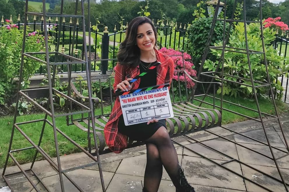 Hoon Mari Wife Ne Ano Husband’s new on-set pictures shared