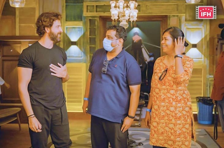 Hrithik Roshan Completes First Schedule Of Vikram Vedha In Abu Dhabi While Saif Ali Khan Begins The Second Jn Lucknow