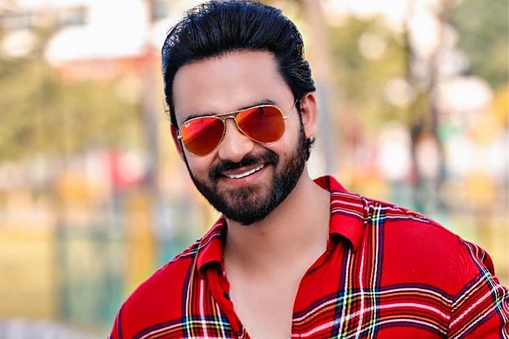 “It Is A Beautiful Script From The Rom-Com Genre”, Nav Bajwa Speaks About His Bollywood Debut