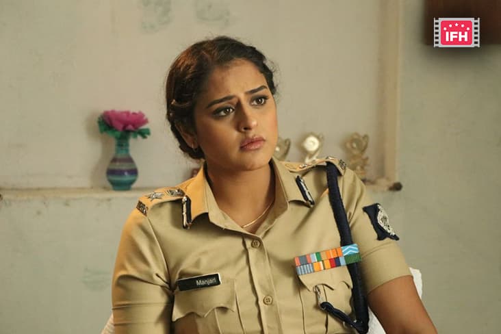 Khesari Lal Yadav's Heroine Yamini Singh Became IPS! Will Wreak Havoc On Those Doing 'Illegal' Business.