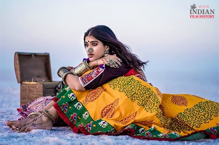 Khushi Shah Shows Her Contemplative Side With A Stunning Picture In The Desert