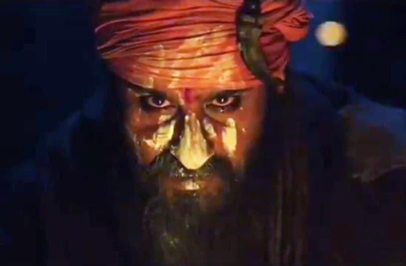 Laal Kaptaan teaser out