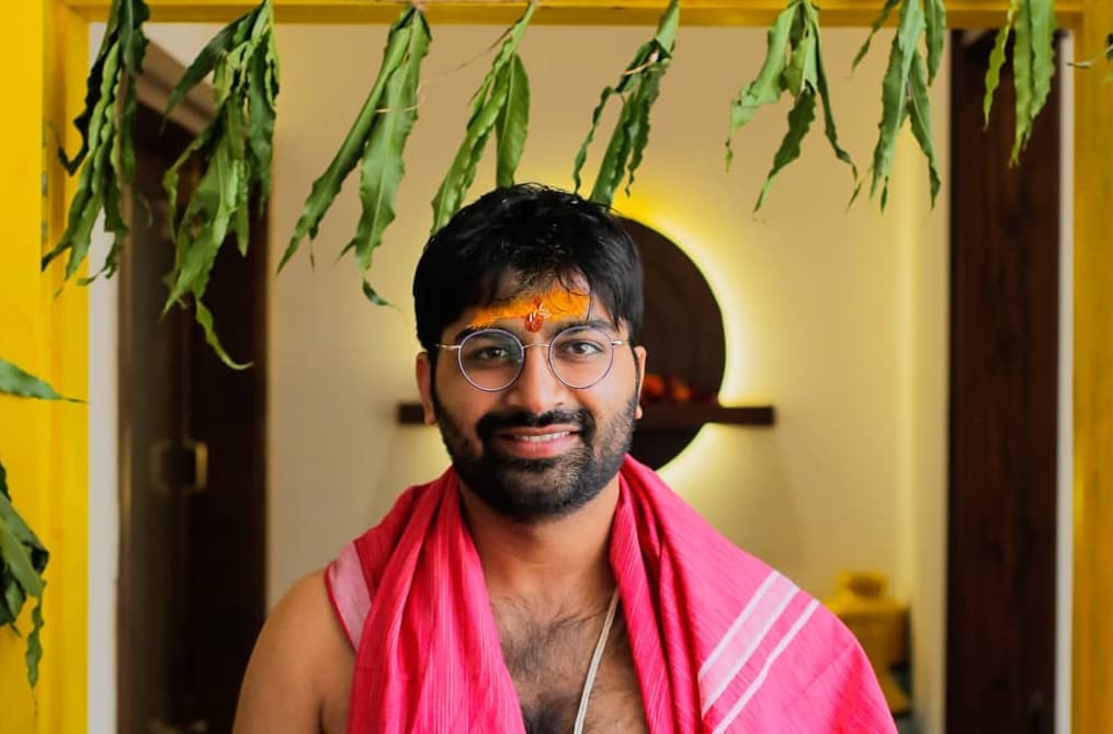 Malhar Thakar moves into his new house