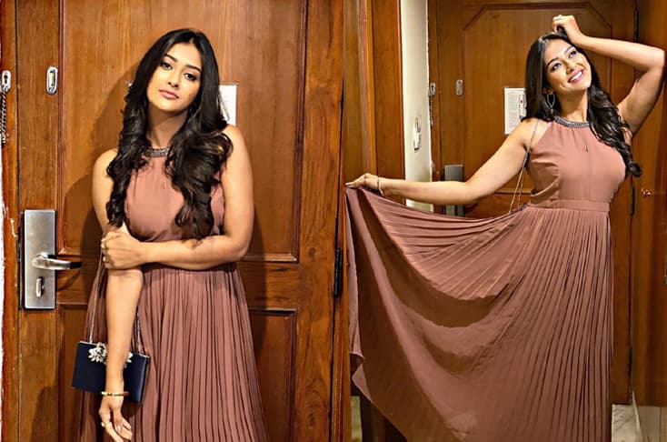 Pooja Jhaveri looks pretty in pink
