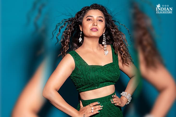 Prajakta Mali Looks Ravishing In This Green Outfit As She Shares Her Pictures On Instagram