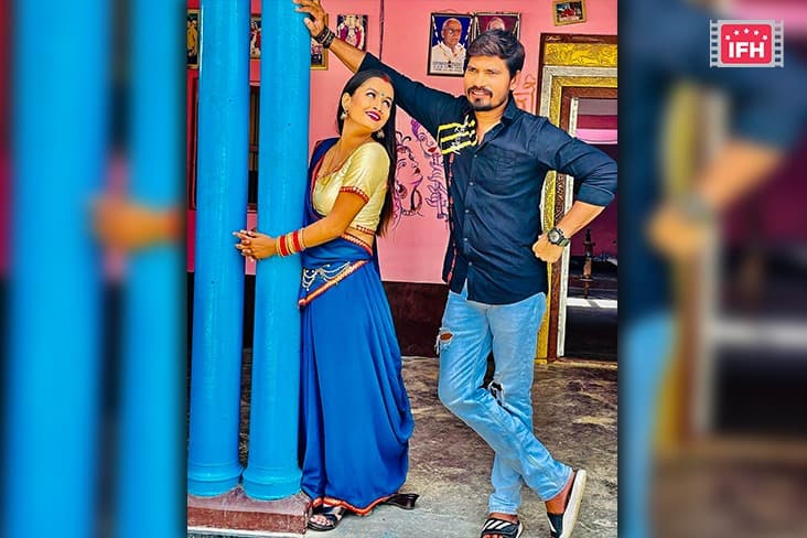 Pravesh Lal Yadav Shares A BTS Picture From His Upcoming Kanwar Song