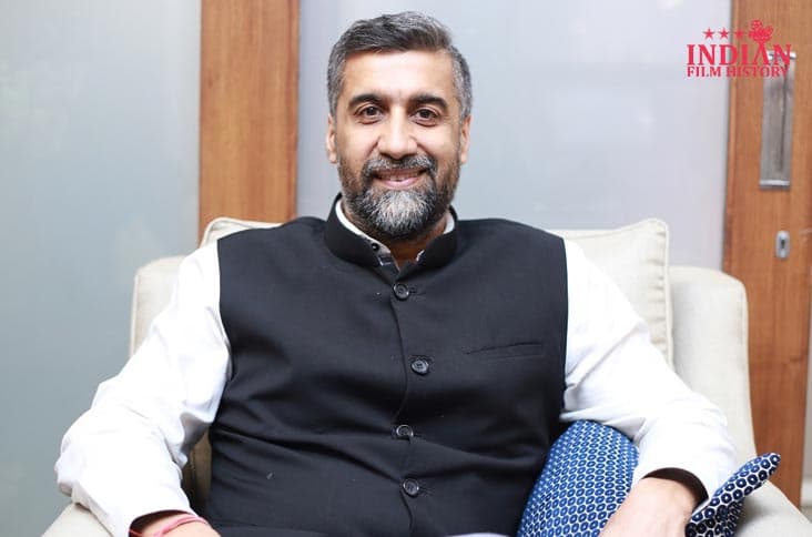 Producer And Actor Nikhil Nanda Engages In A Debate Of Social Media Vs Showbiz
