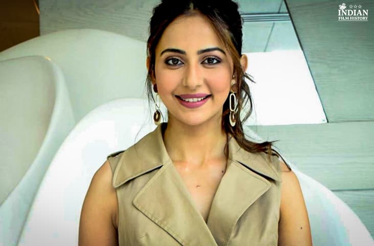 Rakul Preet Singh Shows Us How To Manage Time For Exercise