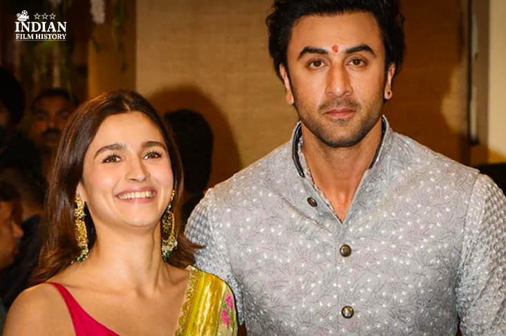Ranbir Kapoor And Alia Bhatt Head Out To An Undisclosed Vacation Destination For New Years