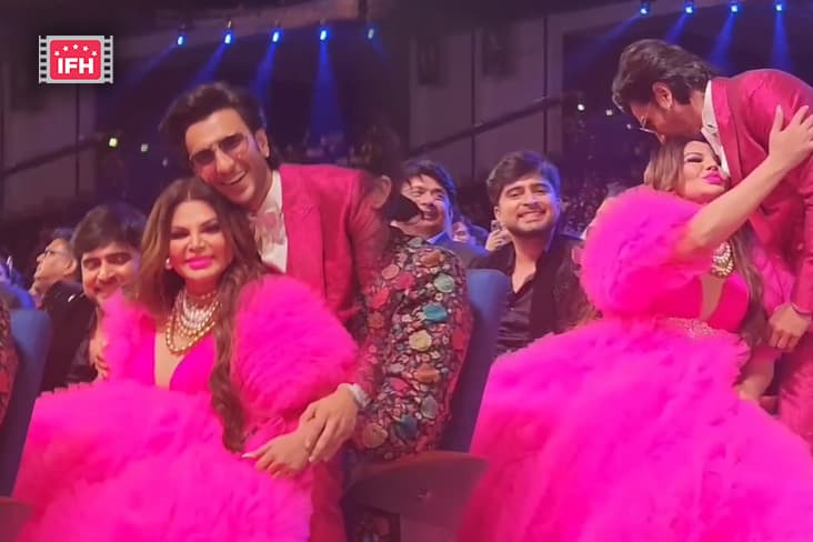 Ranveer Singh Poses With Rakhi Sawant At The Award Night, And Fans Laugh After Watching The Video