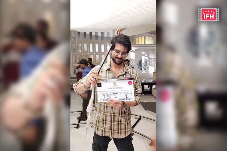 Raqesh Bapat Reunites With Filmmaker Director Swapna Waghmare Joshi For His Upcoming Film 'Jagun Ghe Jara'.