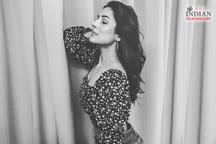 Shehnaaz Gill Stuns In Her Latest Monochrome Picture