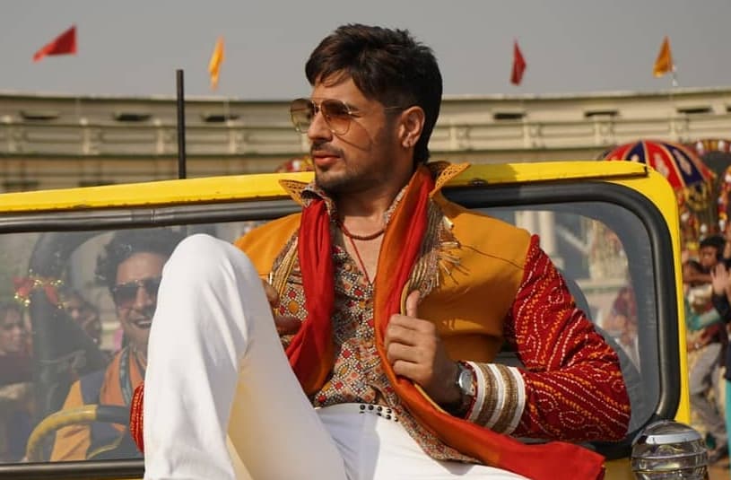 Sidharth Malhotra Is ‘Abhay’ In Jabariya Jodi