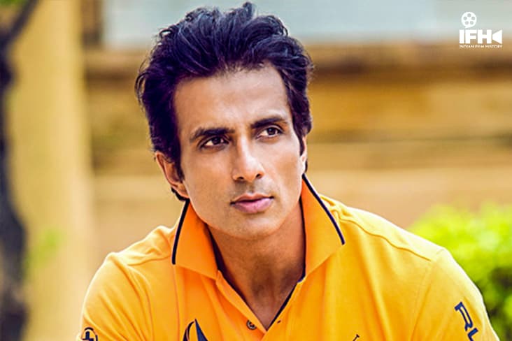 Sonu Sood Helps Cricketer Suresh Raina Acquire Oxygen Cylinder For A Family Member