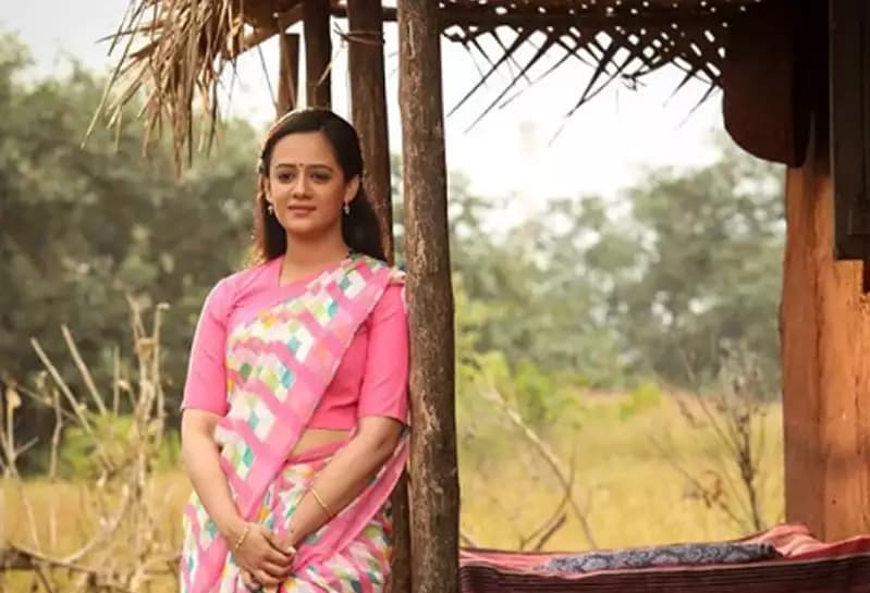 Spruha Joshi Shares A Still From ‘Baba’