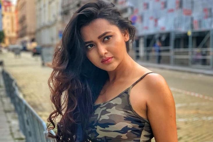Tejasswi Prakash Aborts A Task After Suffering Eye Hemorrhage In 'Khatron Ke Khiladi 10'