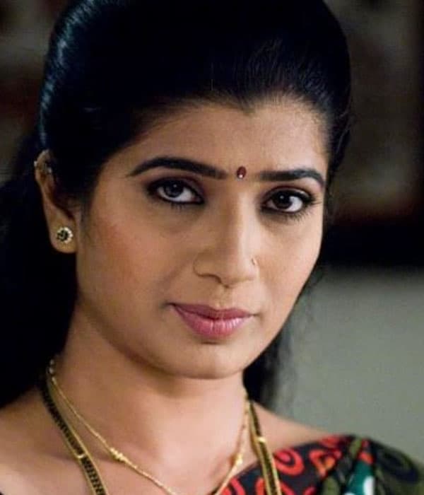 Mousami Tondwalkar — Supporting Actress