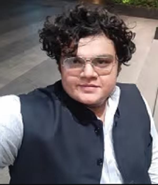 Bhushan Bhatt — Supporting Actor