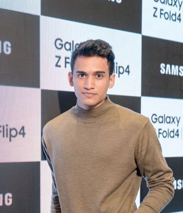 Deepak Simwal — Supporting Actor
