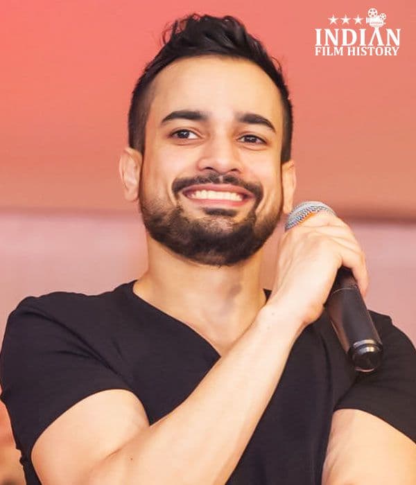 Hamza Faruqui — Singer