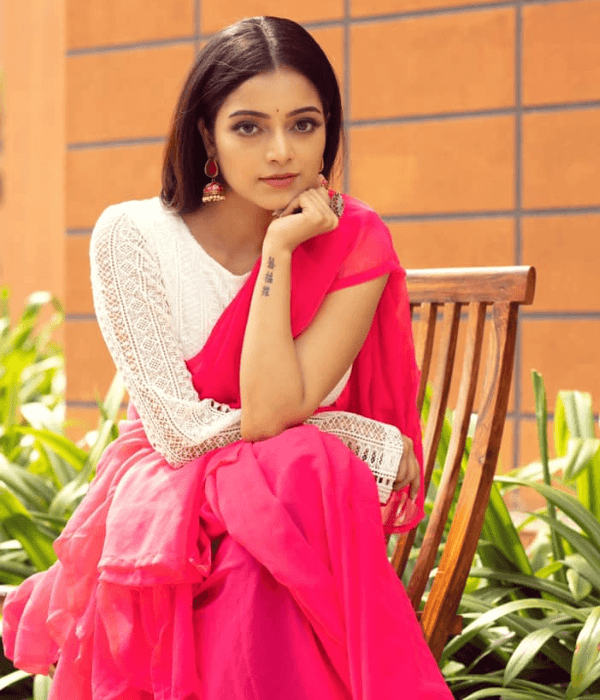 Janani — Actress
