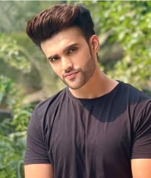 Mukund Kapahi — Supporting Actor