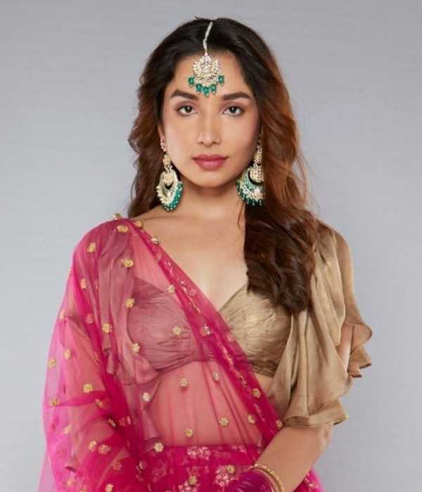 Prachi Bohra — Supporting Actress