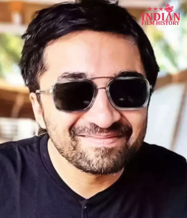 Sarim Momin — Lyricist