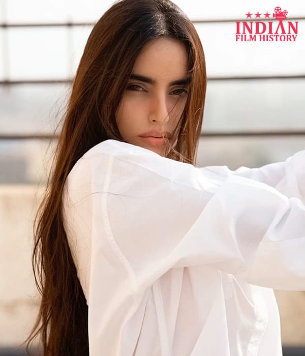 Serah Singh — Actress