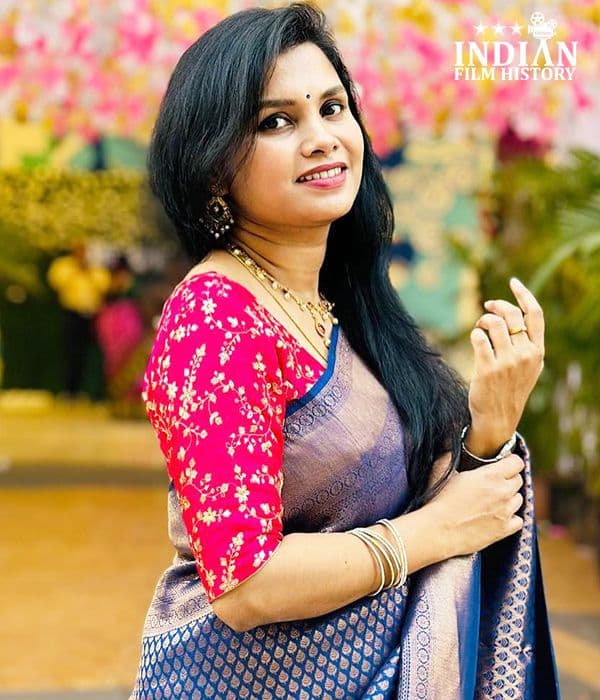 Srinidhi Venkatesh — Singer
