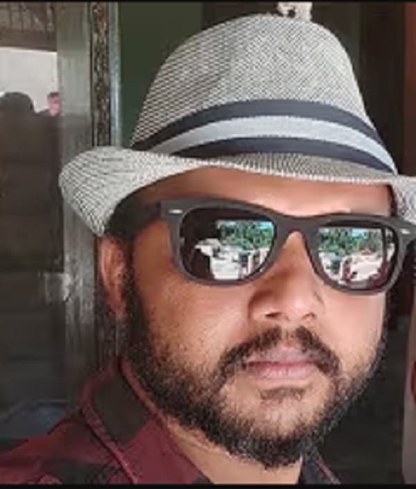 Vaibhav Prashanth — Director