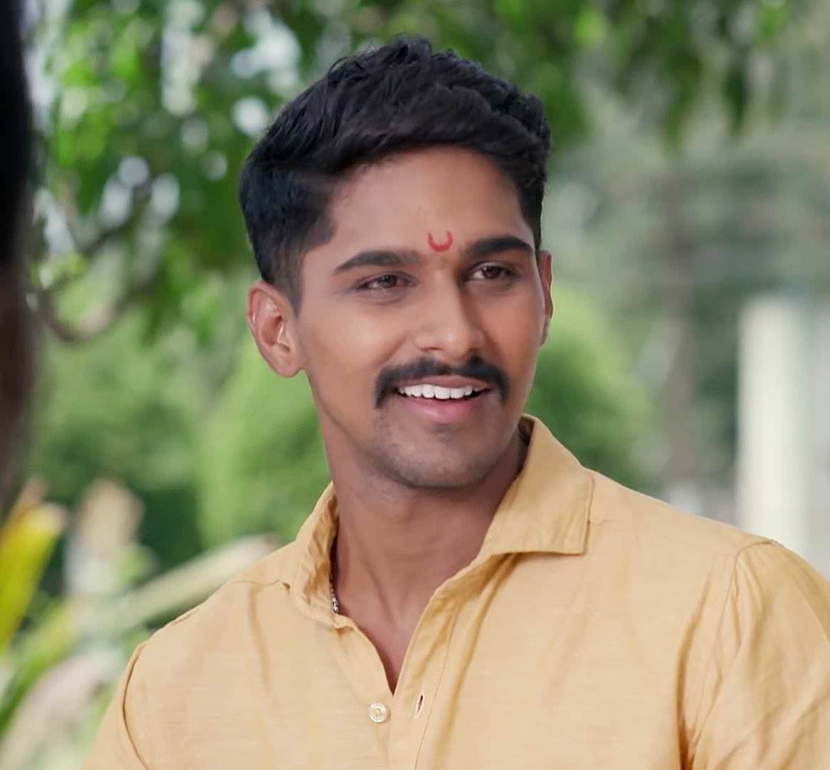 Nitish Chavan — Actor
