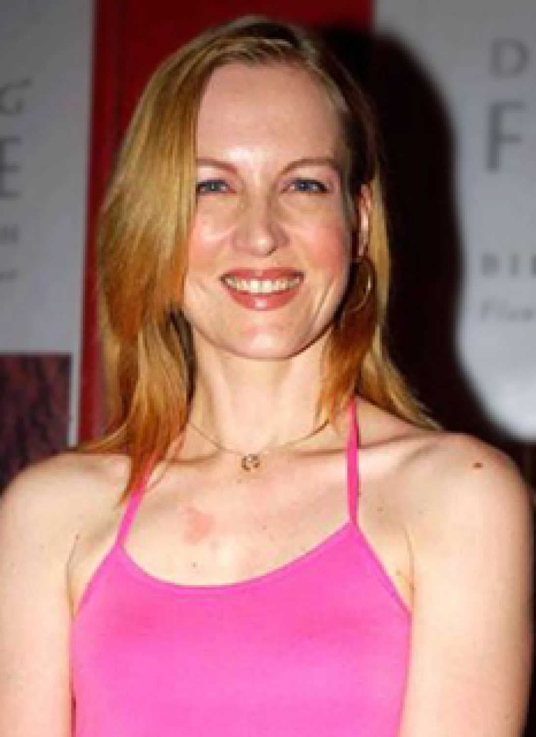 Suzanne Bernert — Actress