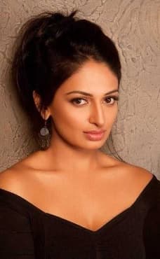 Rubina Bajwa — Actress