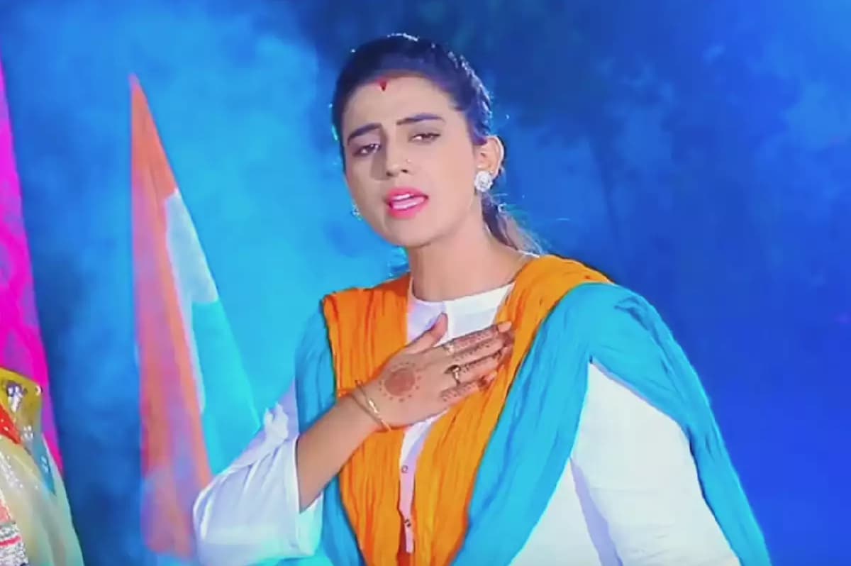 ‘Pakistan Me Puja Kareb’ song released by Akshara Singh