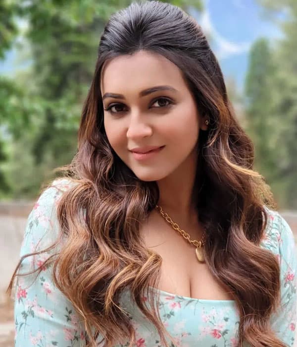 Koushani Mukherjee — Actress