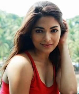 Parvathy Omanakuttan — Actress