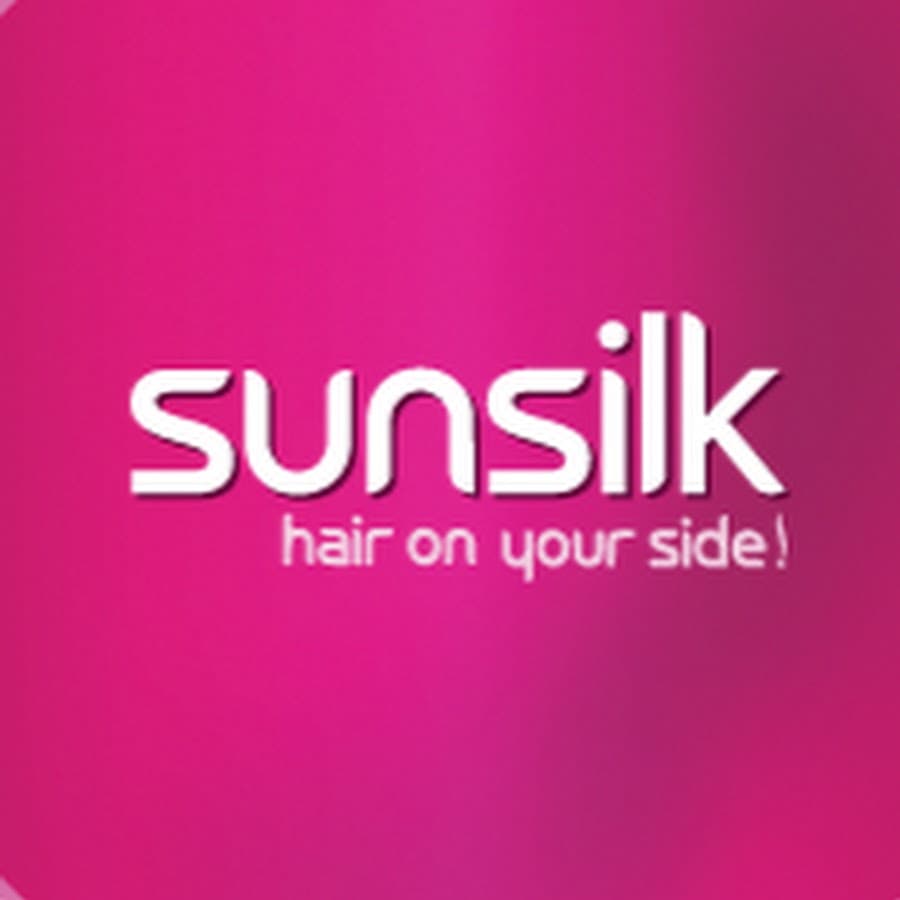 Alia's Side Swept Curls Tvc